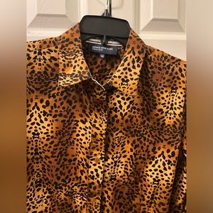 Jones of NY Leopard print long sleeve top  preowned